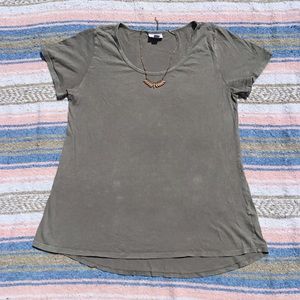 Lularoe classic tee ☀️sale2/$15☀️